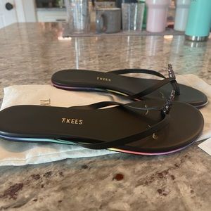 Brand New! Tkees Sandal Unicorn Flip Flops in Rainbow Beauty Size Women 7